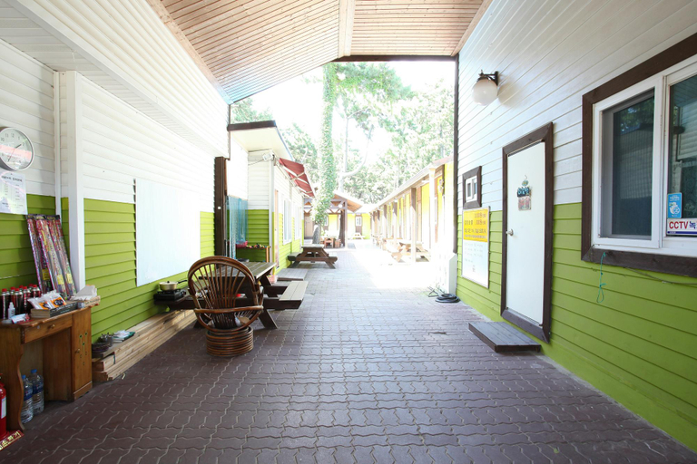 Others 4, Taean Haesol Nuri Pension, Taean