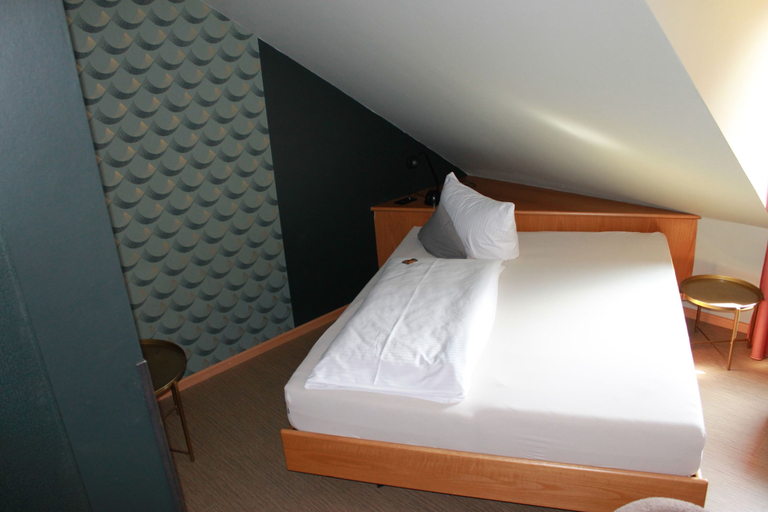Bedroom 2, Hotel Restaurant Martha, Main-Tauber-Kreis