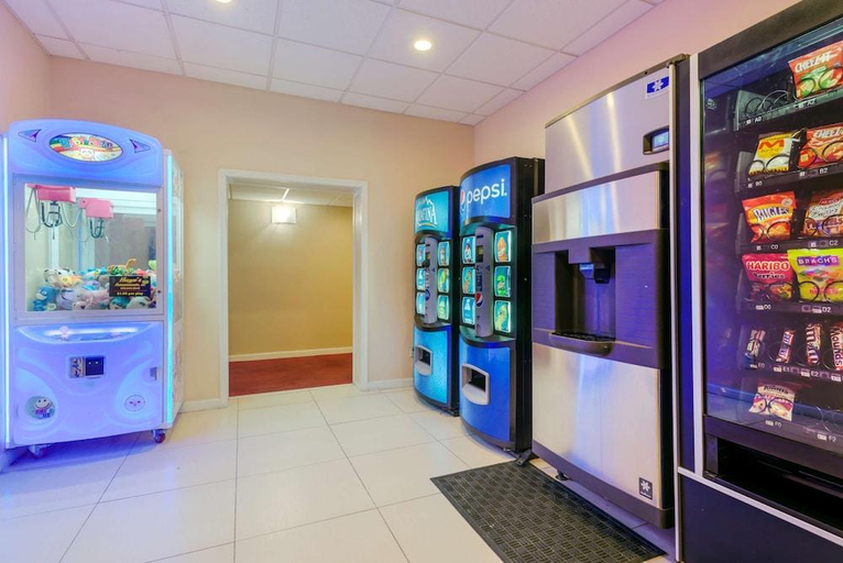 Food & Drinks 4, Ramada Limited Tannersville/Poconos, Monroe