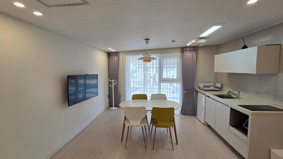 Others 5, Busan Osiria Pension, Gijang