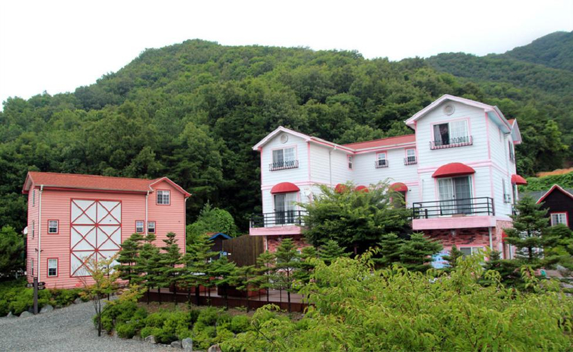 Exterior & Views 4, Hoengseong Hillspring Pension, Hoengseong