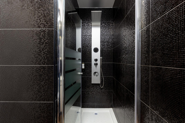 Bathroom 3, Feel Porto Wine Essence II, Vila Nova de Gaia
