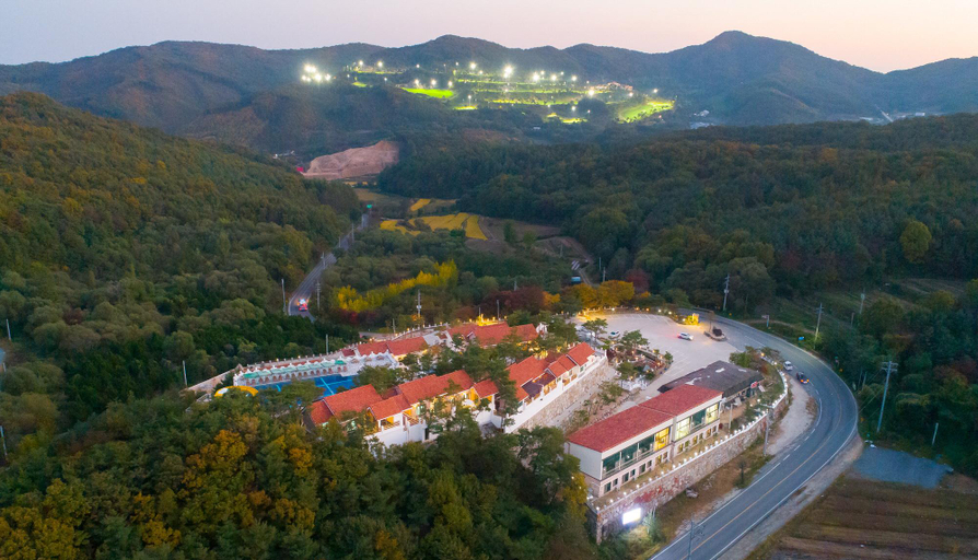 Others 2, Cheongju IT Castle Pool Villa, Goesan