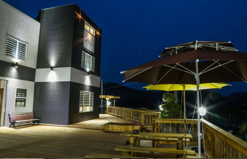 Exterior & Views 5, Taean Modern House Pension, Taean