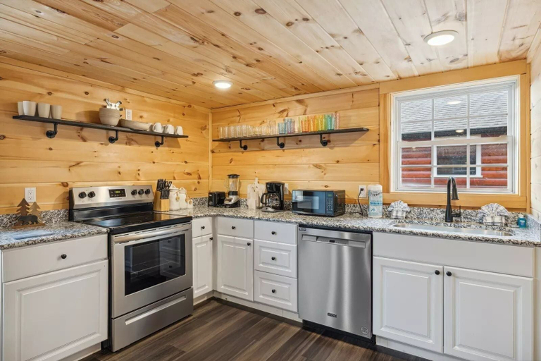 Private kitchen 3, Wears Valley Outpost 2 Bedroom Cabin, Sevier