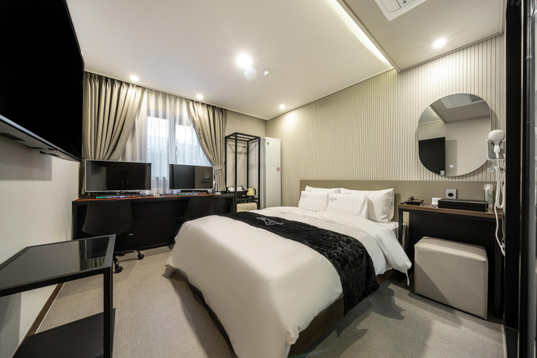 Bedroom 4, Nowon Hotel River, Nowon