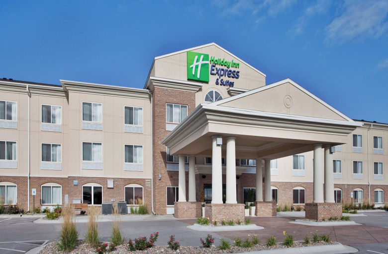 Exterior & Views 4, Holiday Inn Express & Suites CHERRY HILLS, Douglas