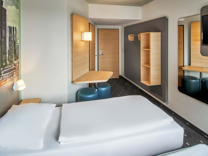 Bedroom 3, B&B Hotel Frankfurt-West, Frankfurt am Main