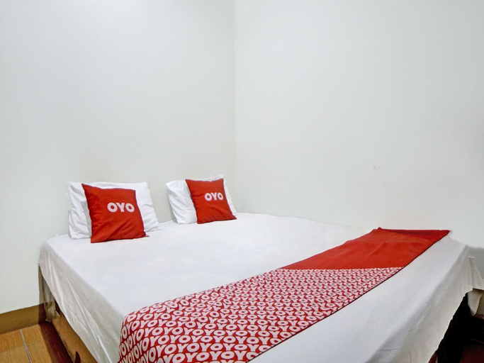 Room 5, Hotel O near Universitas Negeri Medan, Medan