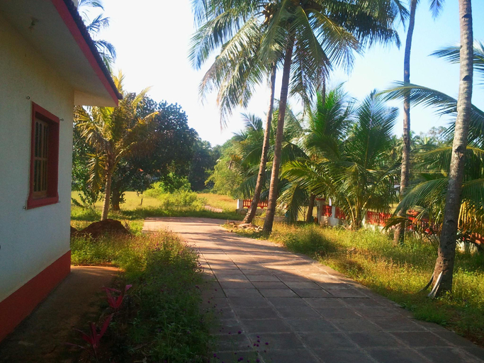 Others 3, Quarto de Casa Tipri, North Goa