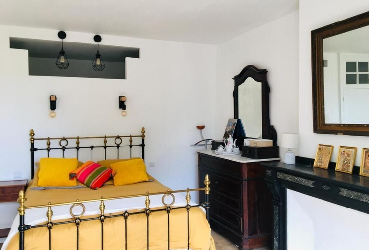 Bedroom 3, Domaine de Menerque, Tarn