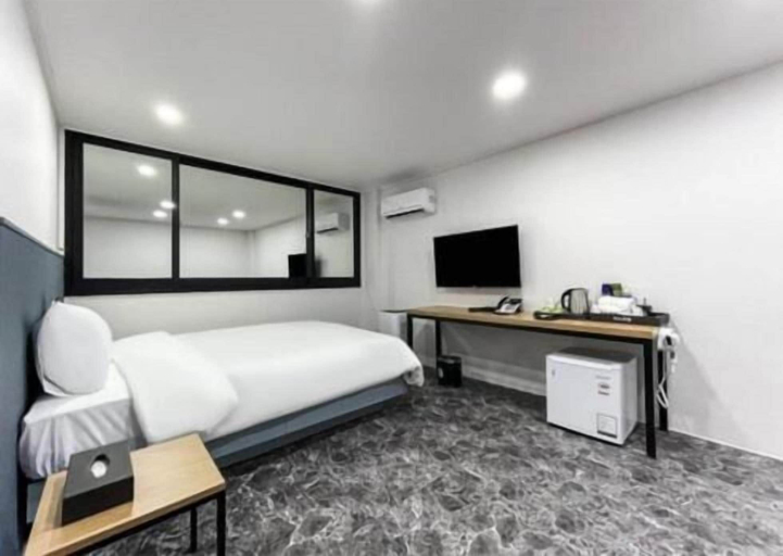Room 1, Juno Hotel, Muan