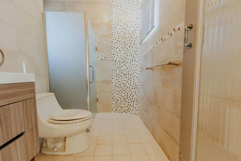 Bathroom 3, Aruba's Life Vacation Residences