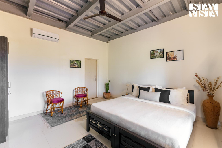 Bedroom 4, StayVista at Feel Good Farm Stay, Bangalore Rural