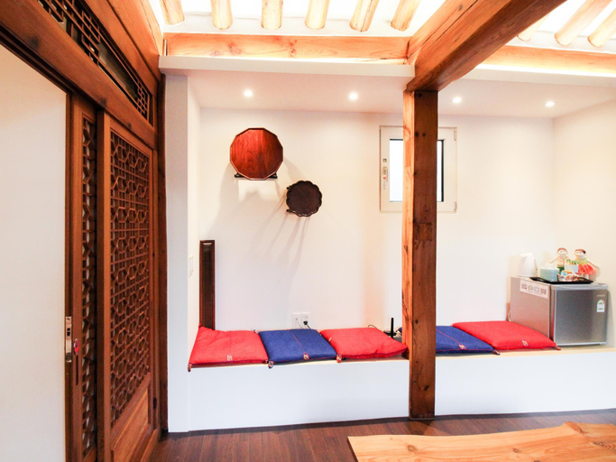 Bedroom 2, Dahmsojung Hanok Guesthouse, Jongno