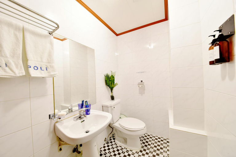 Bathroom, Sokcho Napoli Pension, Sokcho