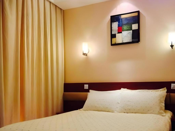 Bedroom 2, Super 8 Hotel Shanghai Songjiang University Town Branch, Shanghai