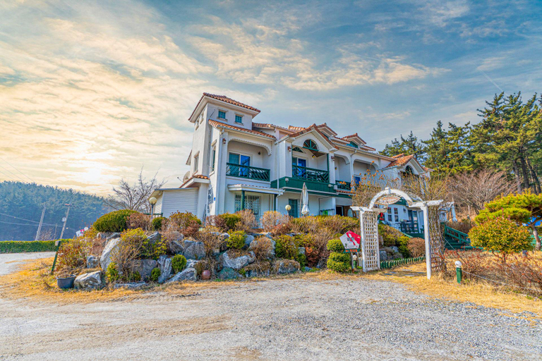 Exterior & Views 4, Taean Baja California Pension, Taean