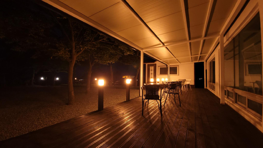 Others 5, Pohang White Whale Pension, Pohang