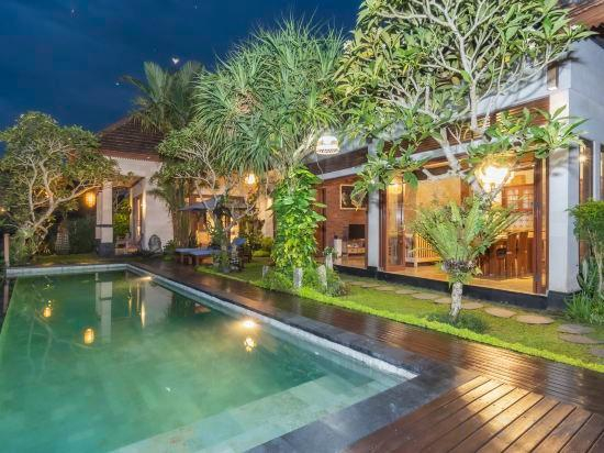 5, Umah Sunset, Gianyar