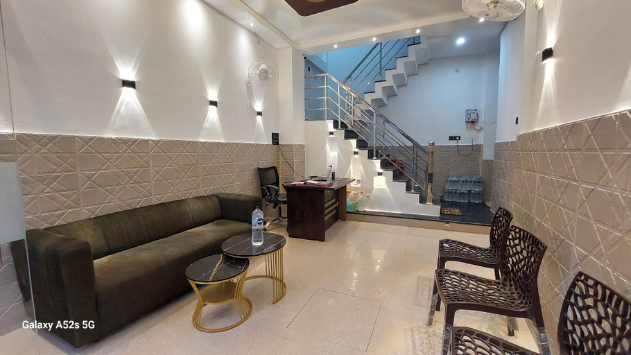 Others 3, NARAYANI paying guest house, Varanasi
