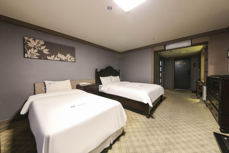 Bedroom 2, Changwon Masan M Tourist Hotel, Masan