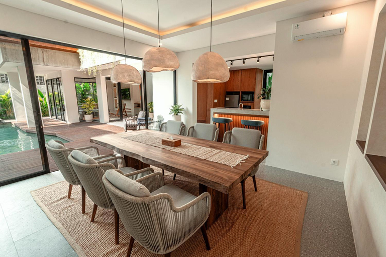 3, AKY Canggu - Daily Service, Luxury Pool Villas !, Badung
