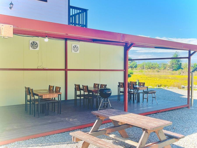 Others 4, Taean Anmyeondo Diana Pension, Taean