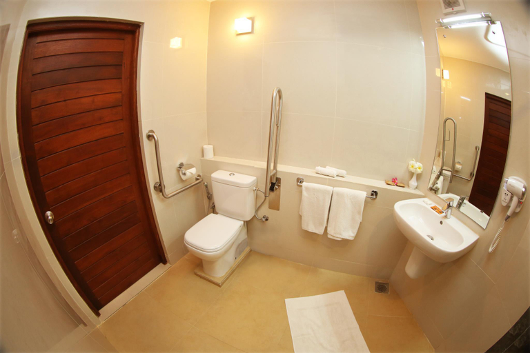 Bathroom 3, Fishermans Bay, Weligama