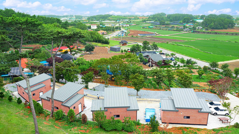 Others, Taean Farmland Pension, Taean