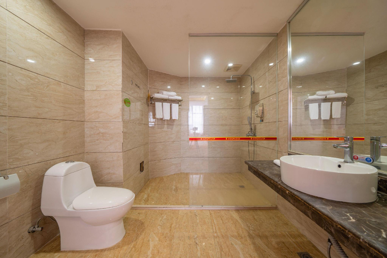Bathroom 3, Beihai Xilaifeng Seaview Hotel, Beihai