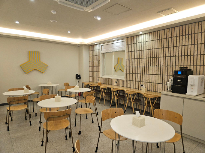 Food & Drinks 5, Sacheon No. 25 Sacheon Suseok Branch, Sacheon
