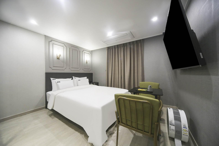 Bedroom 4, Wolgot pier 106, Siheung