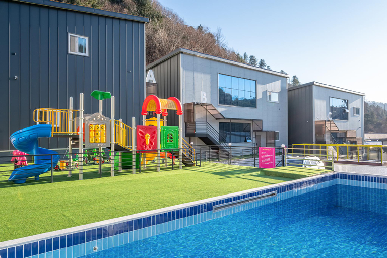 Sport & Beauty 3, Gapyeong Odd Eye Kids Pool Villa, Chuncheon