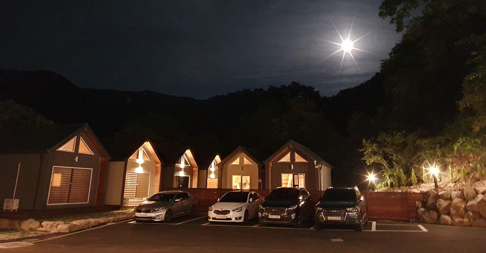 Exterior & Views 1, Yangyang Hanstay Pension, Yangyang