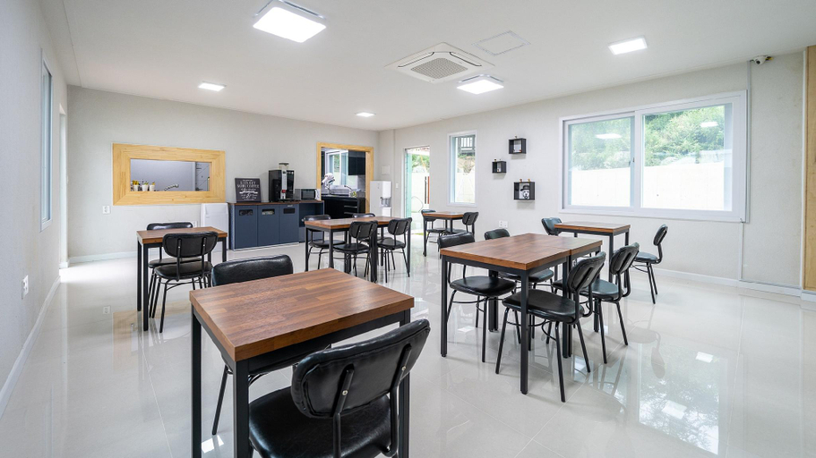 Food & Drinks, Hongcheon Petium Pension, Hongcheon