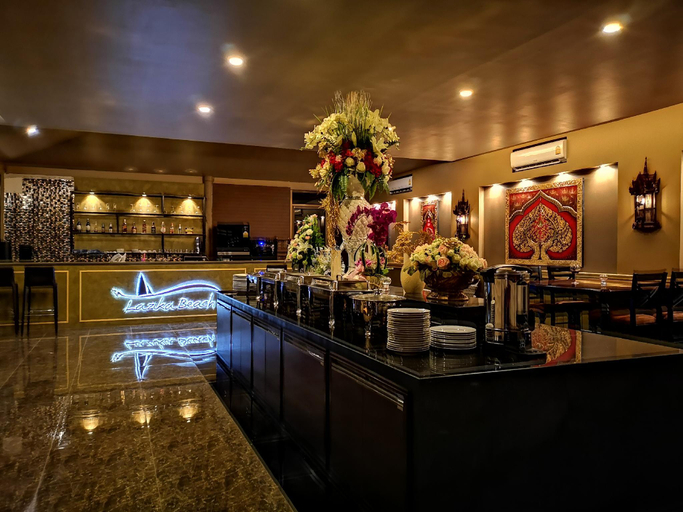 Food & Drinks, Lazika Beach Hua-Hin Pranburi, Pran Buri