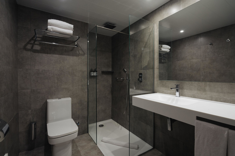 Bathroom 5, Hotel THB El Cid - Adults Only, Baleares