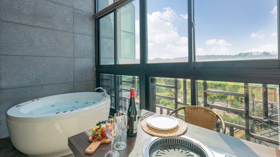 Bathroom, Ganghwa Circle Pension, Ganghwa