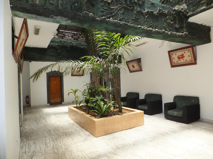 Public Area, Kandyan Arts Residency, K.F.G. & G. Korale