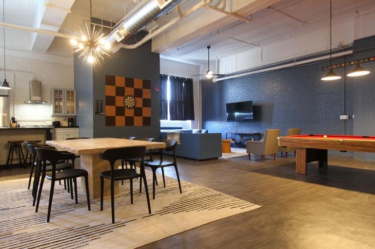 Food & Drinks 4, 424 Gold Way- 3Bed/2Bath Apartment, Allegheny
