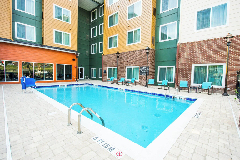 Sport & Beauty 5, Residence Inn Columbia West/Lexington, Lexington