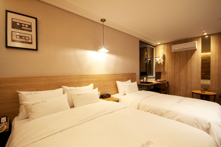 Bedroom 2, Geojedo Jangpyeong Today, Geoje