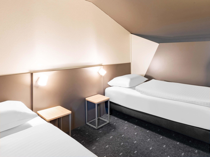 Bedroom 3, B&B Hotel Hannover-Nord, Region Hannover