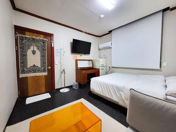 Bedroom 4, Sejong Oz, Cheongwon
