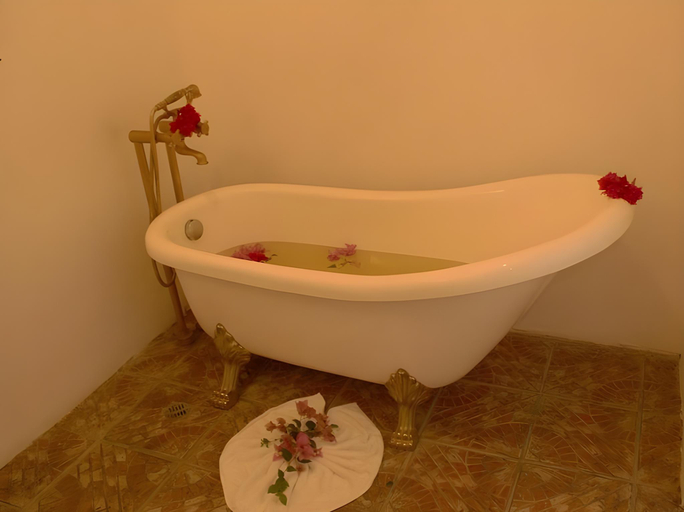 Bathroom, Coral Lagoon Fiji Resort, Nadroga/Navosa