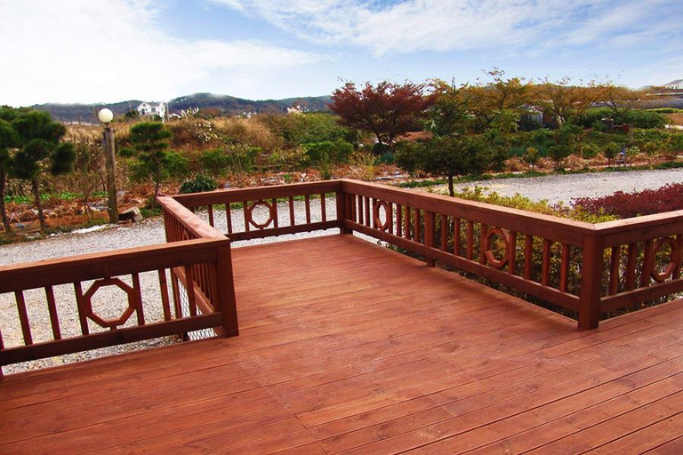 Others 2, Taean Anmyeondo Pension, Taean