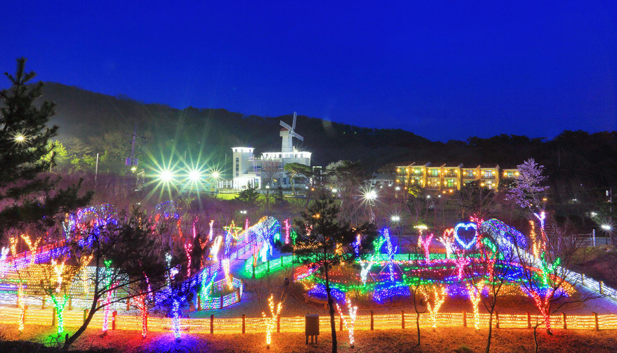 Others 5, Taean Moseokwon Pension, Taean