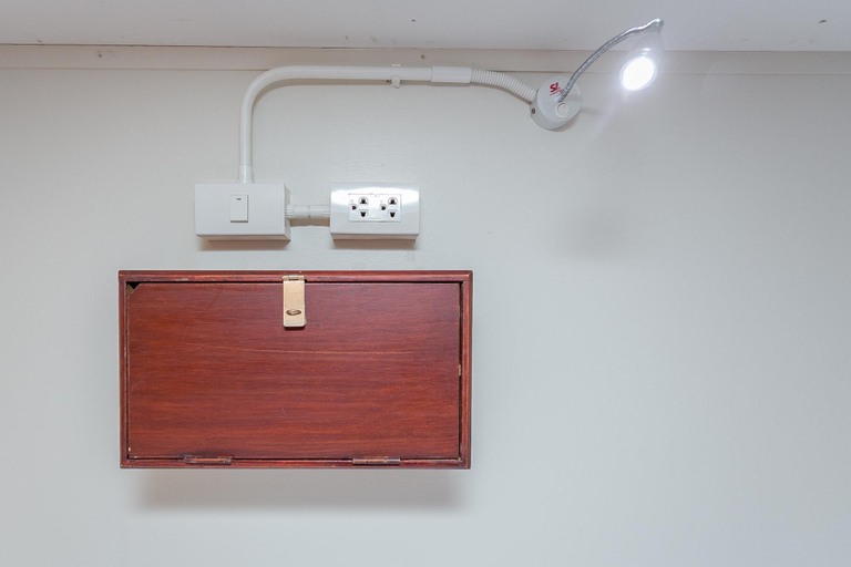 Bathroom, AlphaBed Hostel, Phra Nakhon