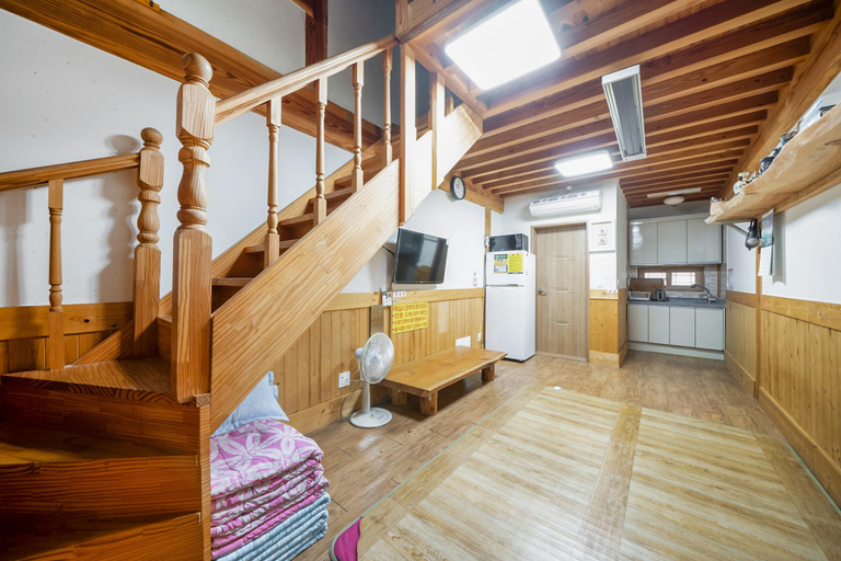 Others 3, Damyang Dalmoi Hanok Pension, Jangseong